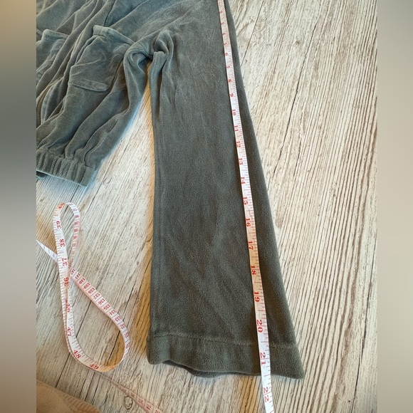 YOUNG FABULOUS & BROKE Zip Up Cropped Hoodie Sweatshirt & Sweatpants Set S - Picture 10 of 15